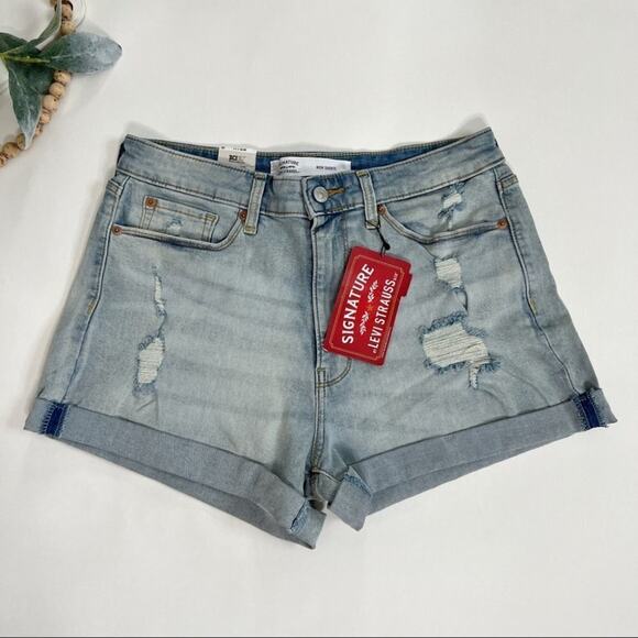 LEVI'S Jeans Mom Shorts Size 11 /30 - Picture 1 of 8